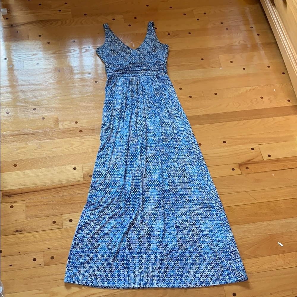 Light blue sleeveless maxi dress